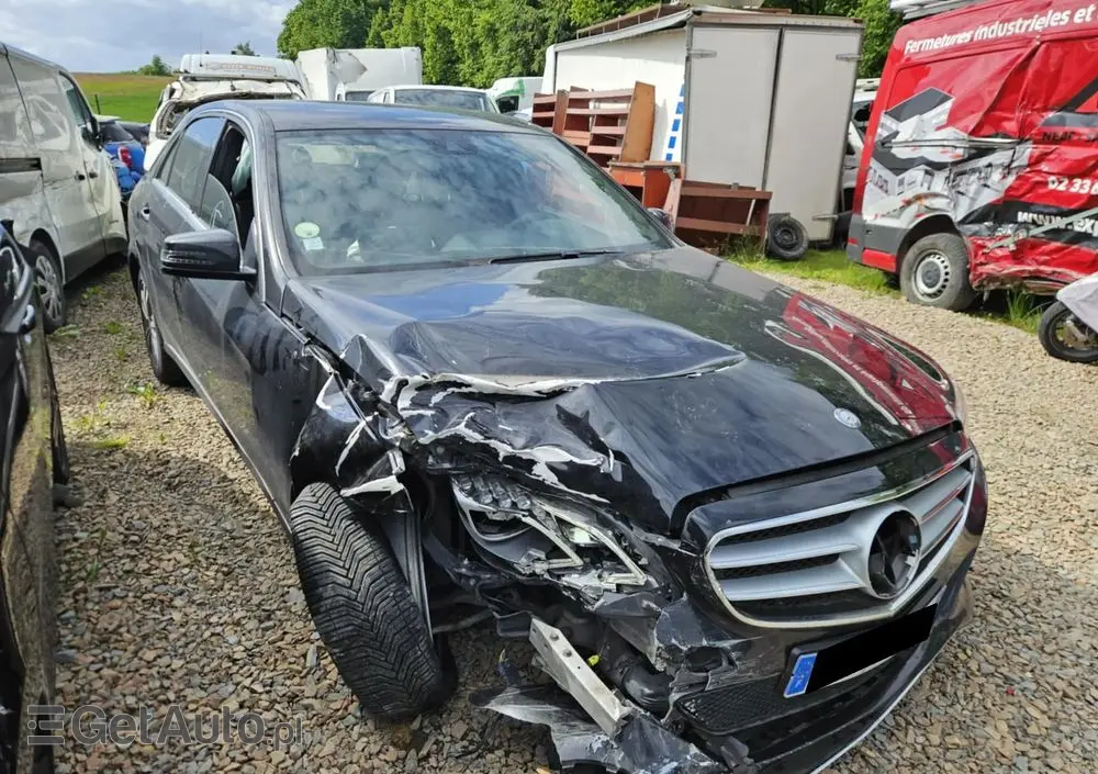 MERCEDES-BENZ Klasa E 220 BlueTEC 9G-TRONIC Avantgarde