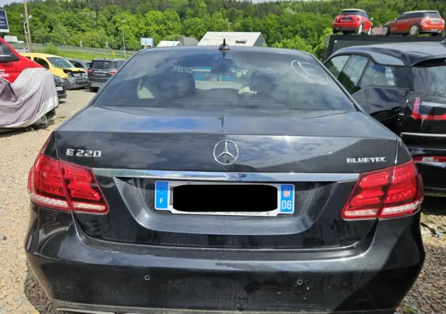 MERCEDES-BENZ Klasa E 220 BlueTEC 9G-TRONIC Avantgarde