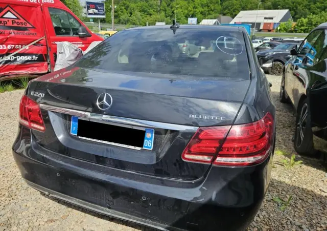 MERCEDES-BENZ Klasa E 220 BlueTEC 9G-TRONIC Avantgarde