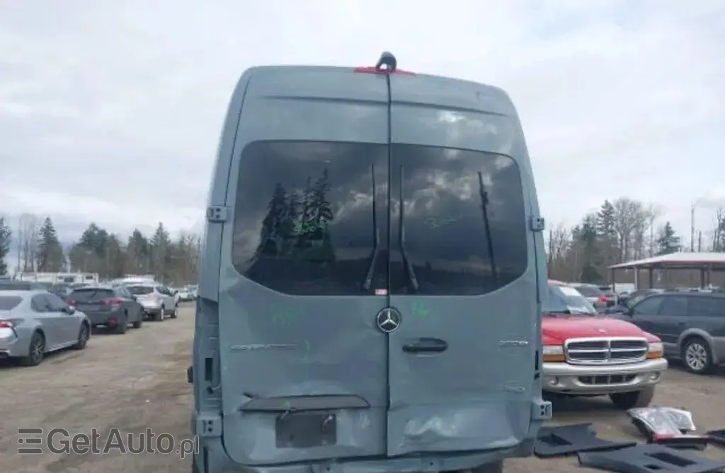 MERCEDES-BENZ Sprinter 