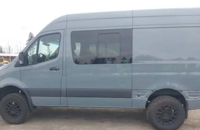 MERCEDES-BENZ Sprinter 