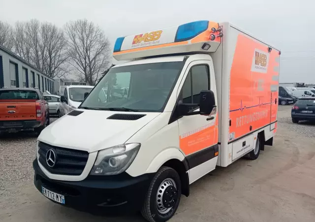 MERCEDES-BENZ Sprinter karetka 