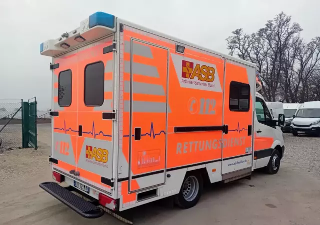 MERCEDES-BENZ Sprinter karetka 