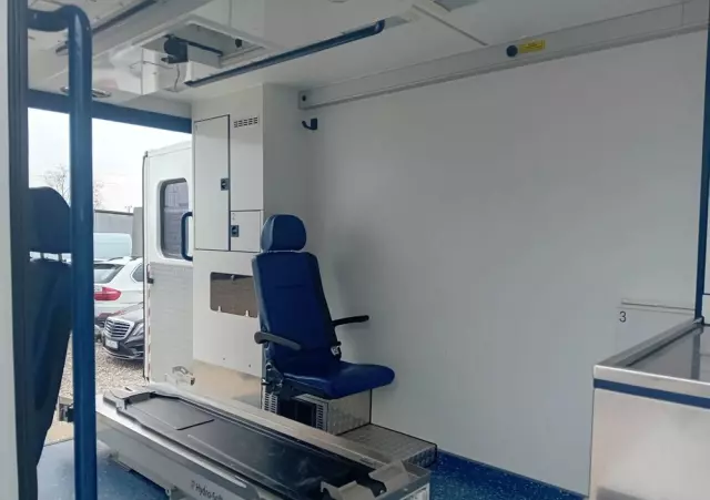 MERCEDES-BENZ Sprinter karetka 