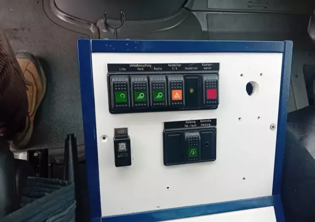 MERCEDES-BENZ Sprinter karetka 