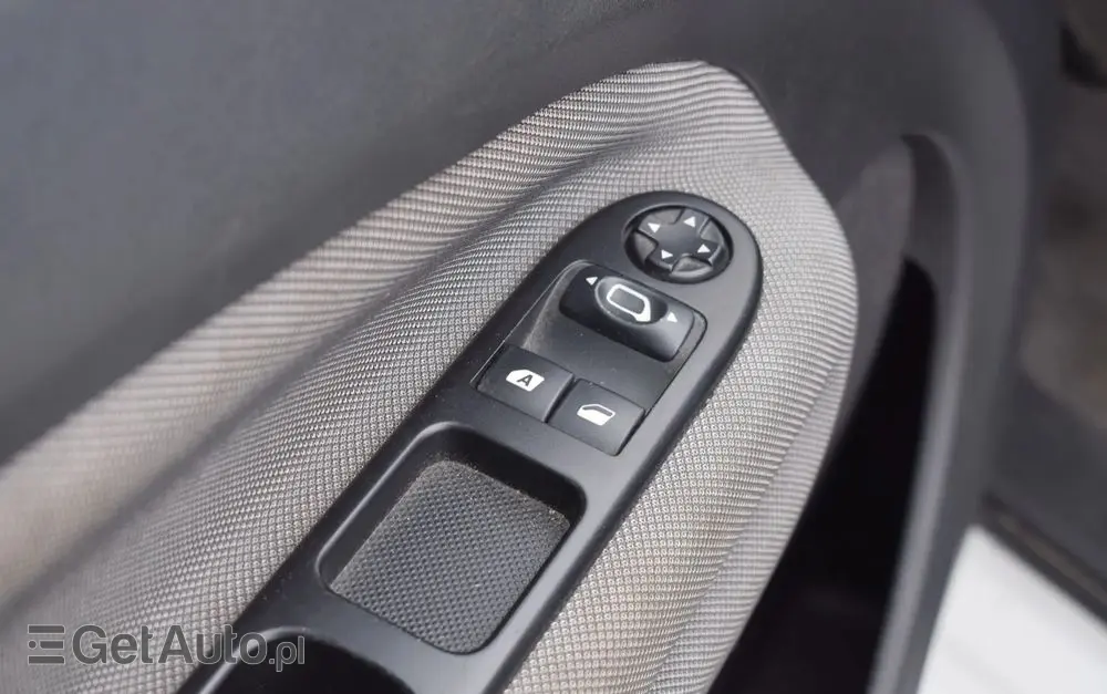 CITROËN C3 Picasso 1.4i Selection