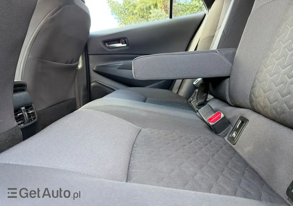 TOYOTA Corolla 1.8 Hybrid Comfort