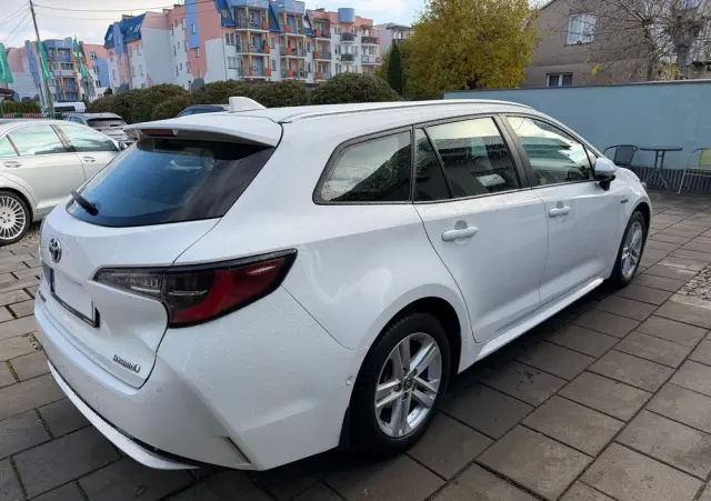 TOYOTA Corolla 1.8 Hybrid Comfort