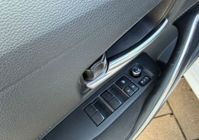 TOYOTA Corolla 1.8 Hybrid Comfort