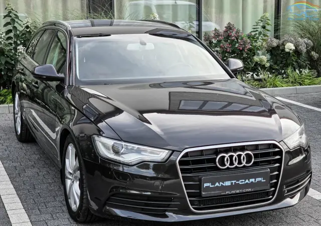 AUDI A6 Avant 2.0 TDI Ultra DPF S tronic