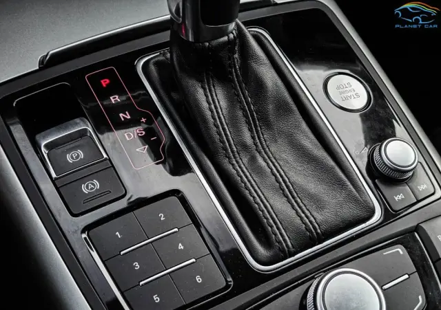 AUDI A6 Avant 2.0 TDI Ultra DPF S tronic