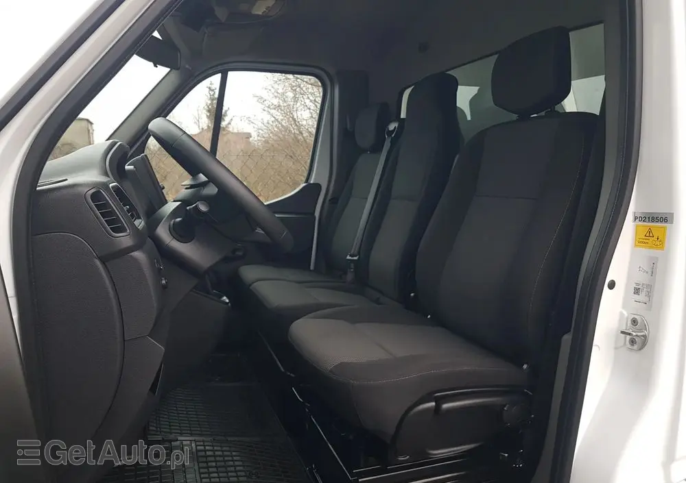 RENAULT MASTER 8EP CHŁODNIA 4,21x2,11x2,00 IZOTERMA AGREGAT CARRIER XARIOS 350 ZASILANIE Z SILNIKA + ELEKTRYCZNE STACJONARNE KLIMA 