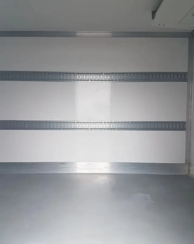 RENAULT MASTER 8EP CHŁODNIA 4,21x2,11x2,00 IZOTERMA AGREGAT CARRIER XARIOS 350 ZASILANIE Z SILNIKA + ELEKTRYCZNE STACJONARNE KLIMA 