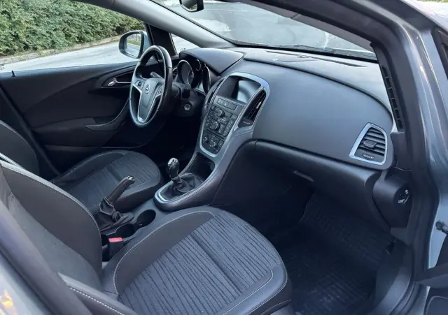 OPEL Astra 1.6 CDTI DPF ecoFLEX Start/Stop Exklusiv