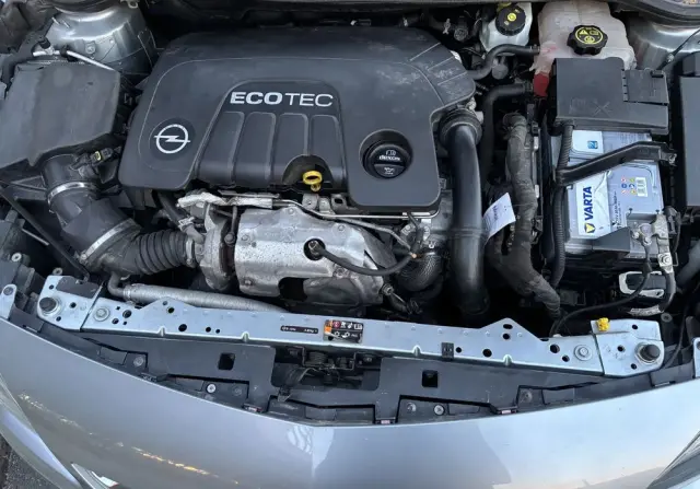OPEL Astra 1.6 CDTI DPF ecoFLEX Start/Stop Exklusiv