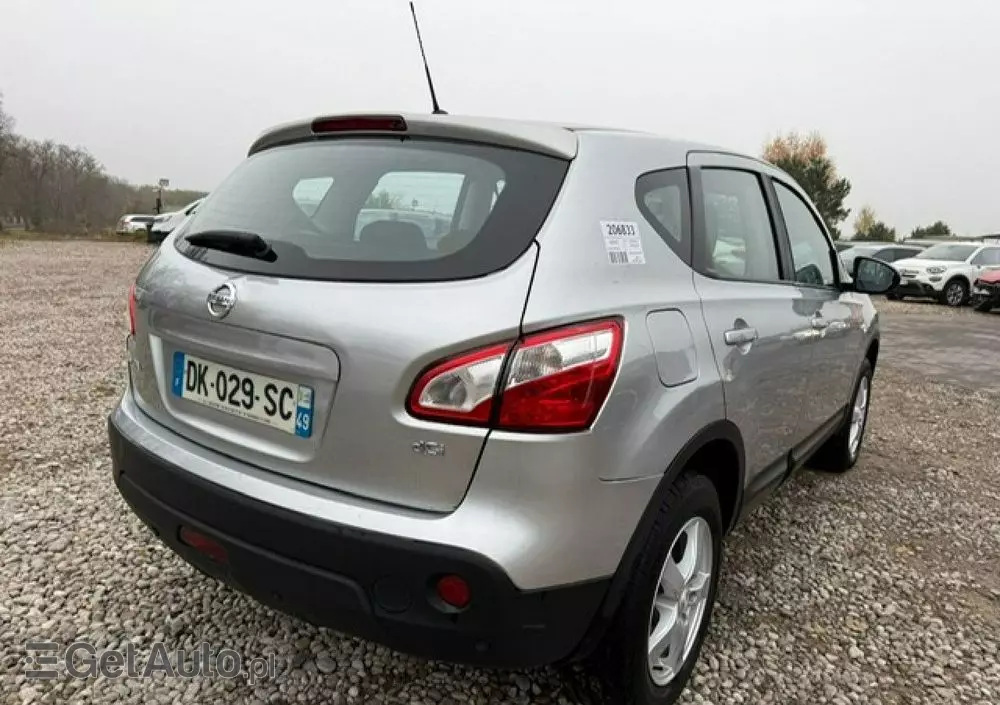 NISSAN Qashqai 