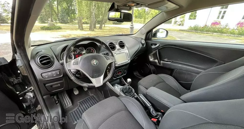 ALFA ROMEO Mito 