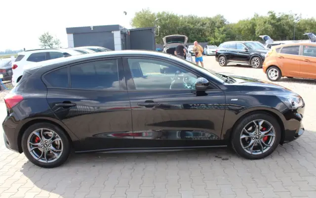 FORD Focus 1.0 EcoBoost ST-Line Black ASS