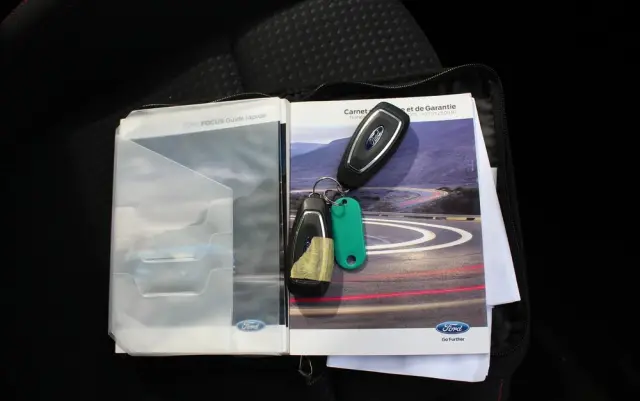 FORD Focus 1.0 EcoBoost ST-Line Black ASS