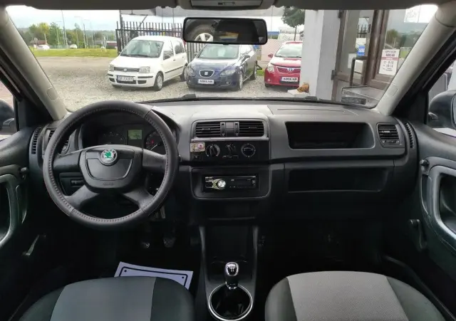 SKODA Fabia 