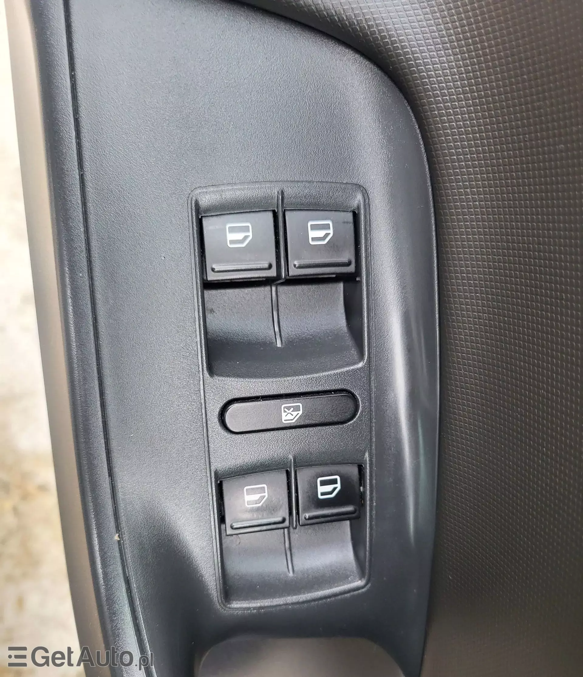 SEAT Ibiza 1.2 TSI (105 KM)