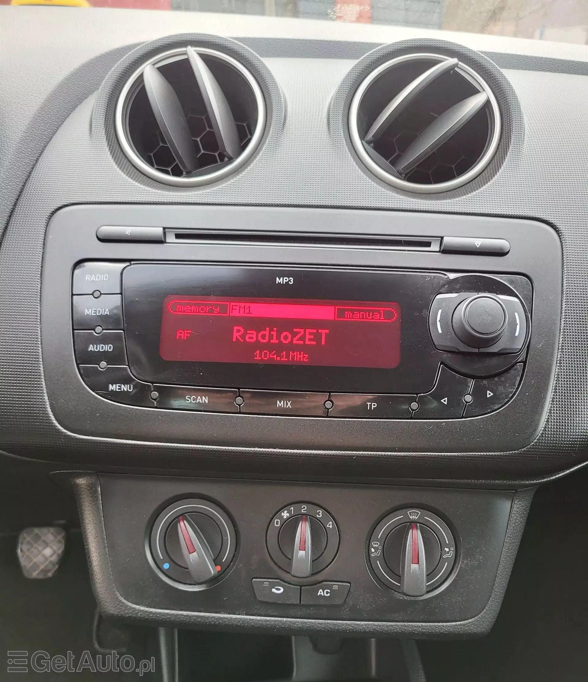 SEAT Ibiza 1.2 TSI (105 KM)