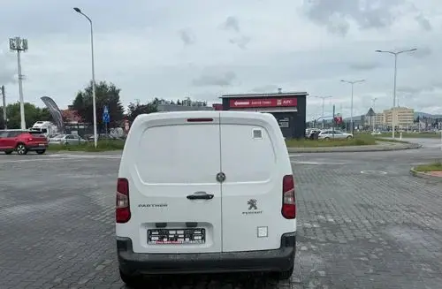 PEUGEOT Partner 