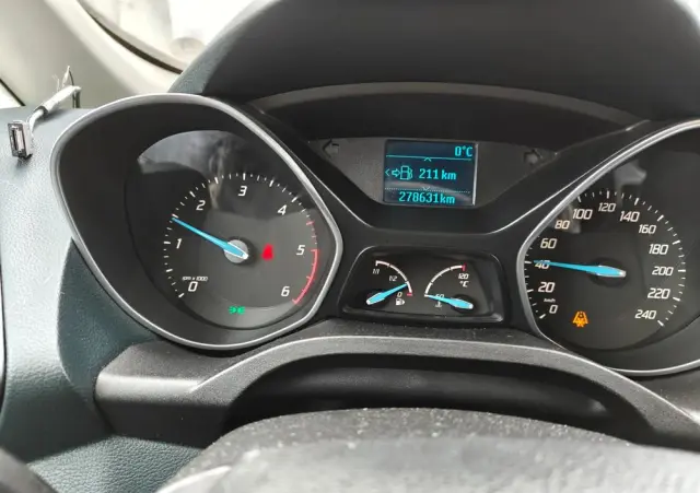 FORD C-MAX 1.6 TDCi Start-Stop-System Ambiente