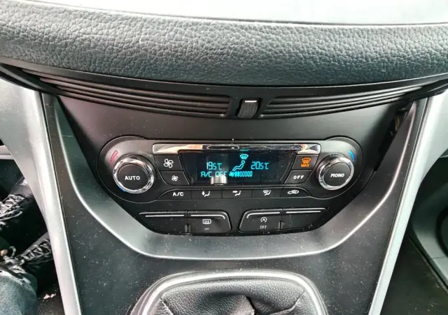 FORD C-MAX 1.6 TDCi Start-Stop-System Ambiente