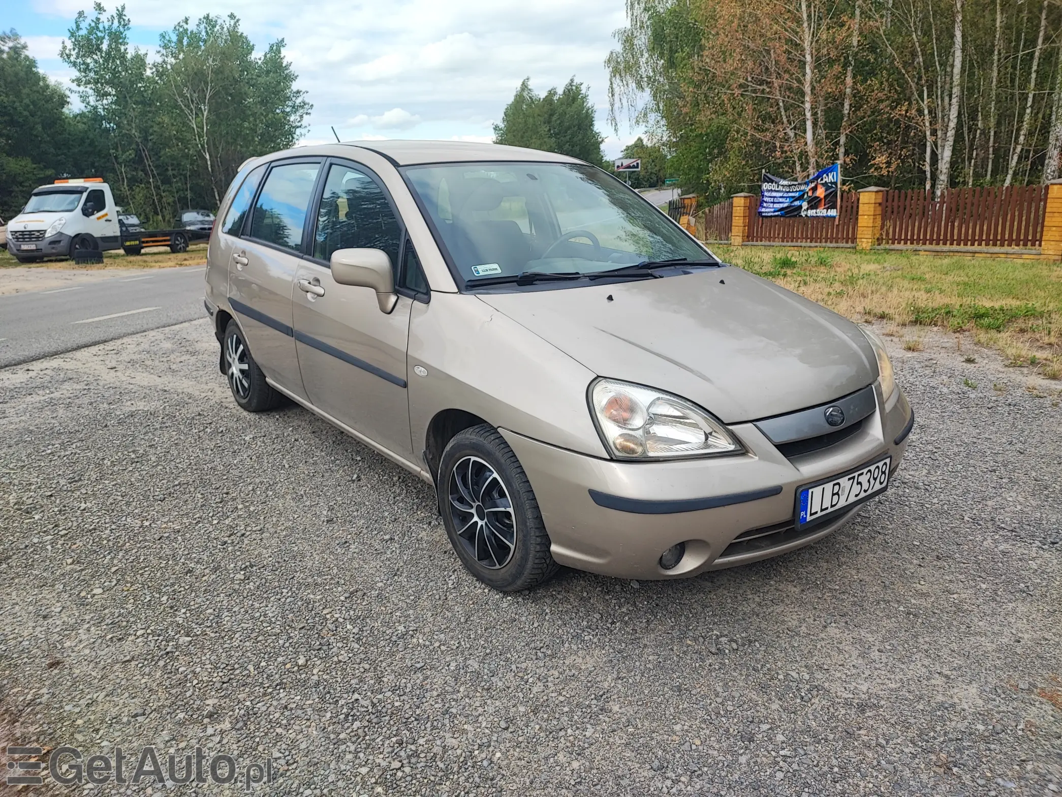 SUZUKI Liana Liana