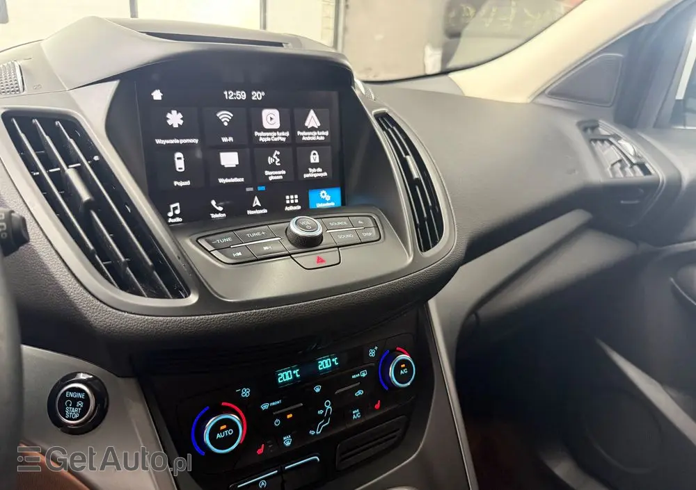 FORD Kuga 1.5 EcoBoost 2x4 Titanium