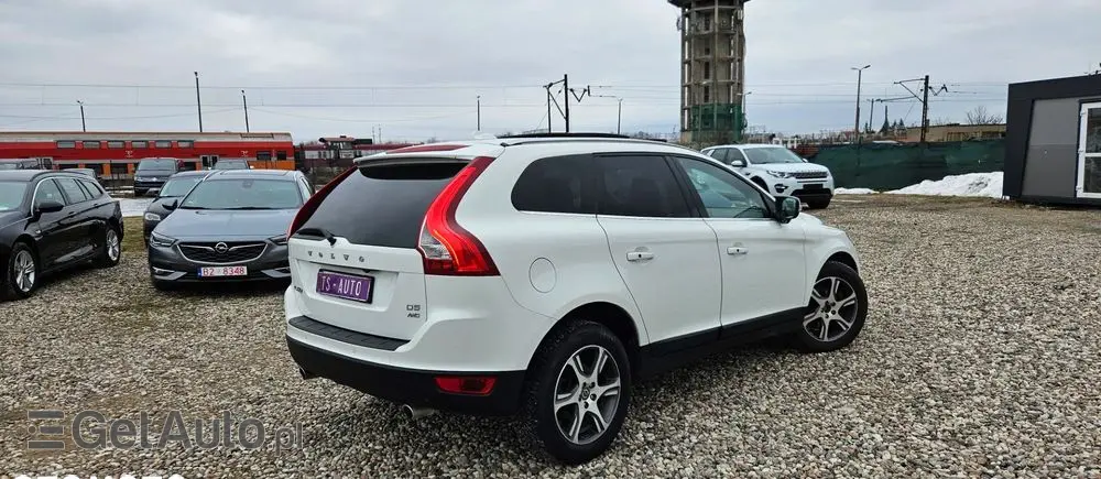 VOLVO XC 60 D5 AWD Geartronic Summum