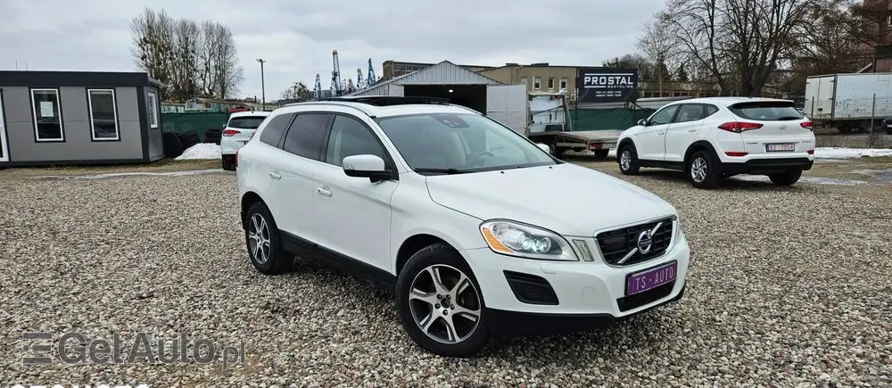 VOLVO XC 60 D5 AWD Geartronic Summum