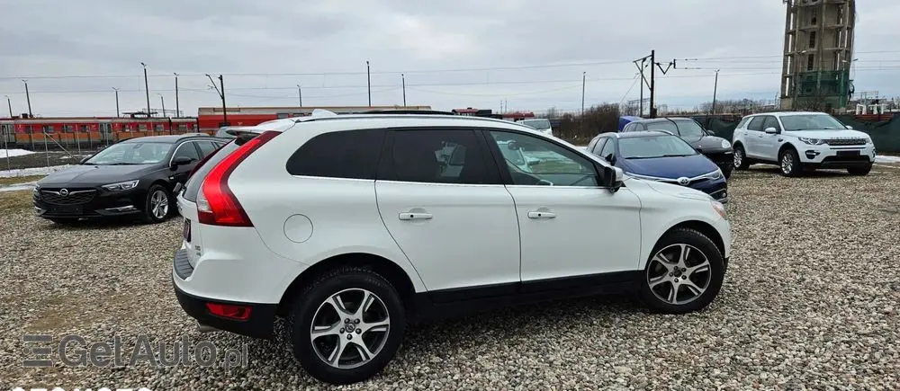 VOLVO XC 60 D5 AWD Geartronic Summum