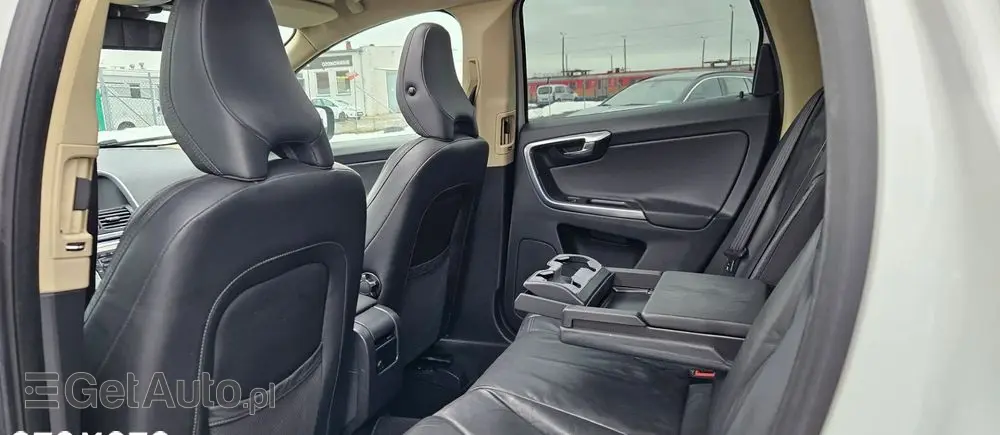 VOLVO XC 60 D5 AWD Geartronic Summum
