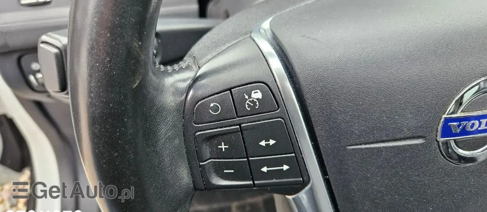 VOLVO XC 60 D5 AWD Geartronic Summum