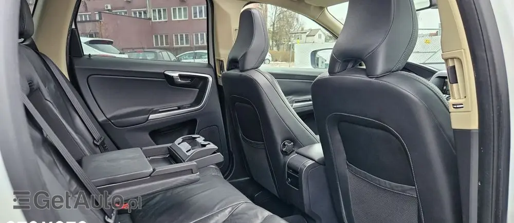 VOLVO XC 60 D5 AWD Geartronic Summum