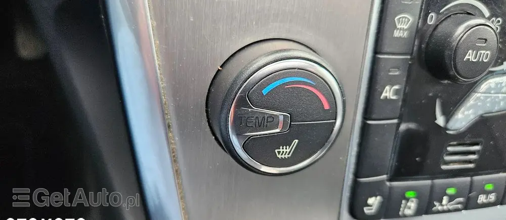 VOLVO XC 60 D5 AWD Geartronic Summum