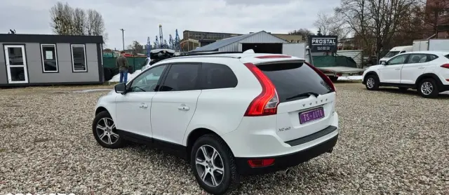 VOLVO XC 60 D5 AWD Geartronic Summum
