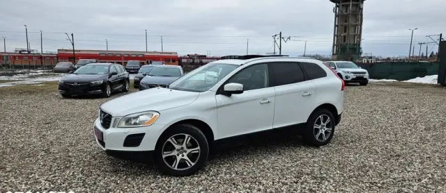 VOLVO XC 60 D5 AWD Geartronic Summum