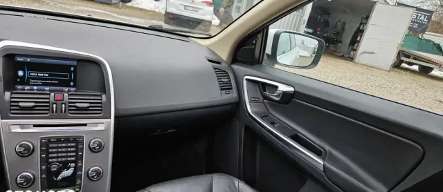 VOLVO XC 60 D5 AWD Geartronic Summum