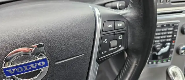 VOLVO XC 60 D5 AWD Geartronic Summum