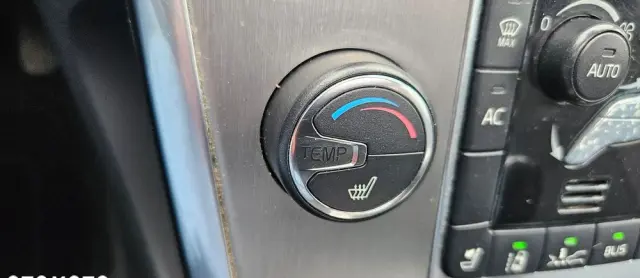 VOLVO XC 60 D5 AWD Geartronic Summum