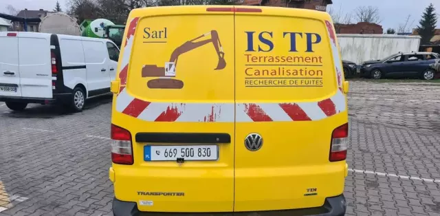 VOLKSWAGEN Transporter 