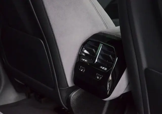 BMW IX XDrive60 111.5kWh