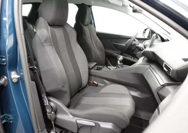 PEUGEOT 3008 PureTech 130 Stop & Start GPF Active