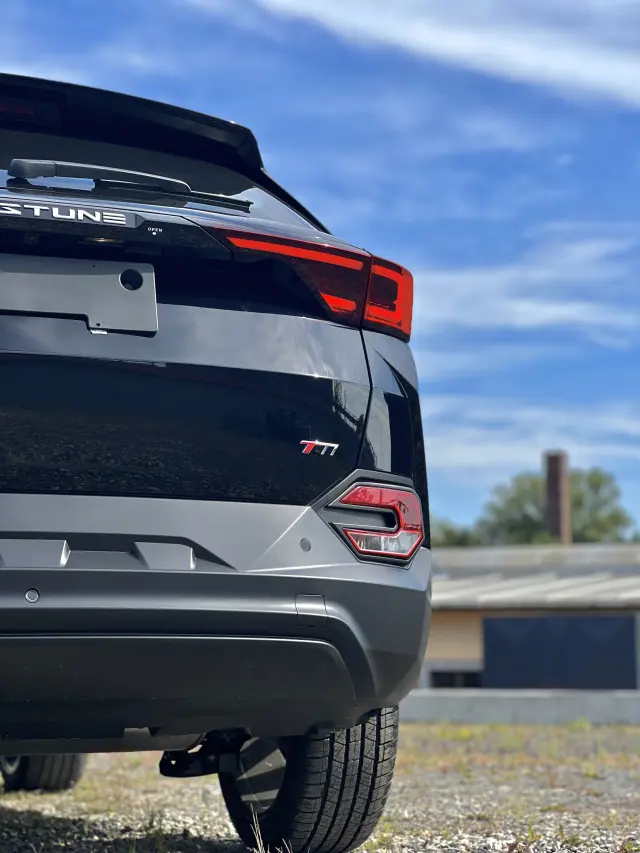 BESTUNE T77 1.5T 160KM AT Business 