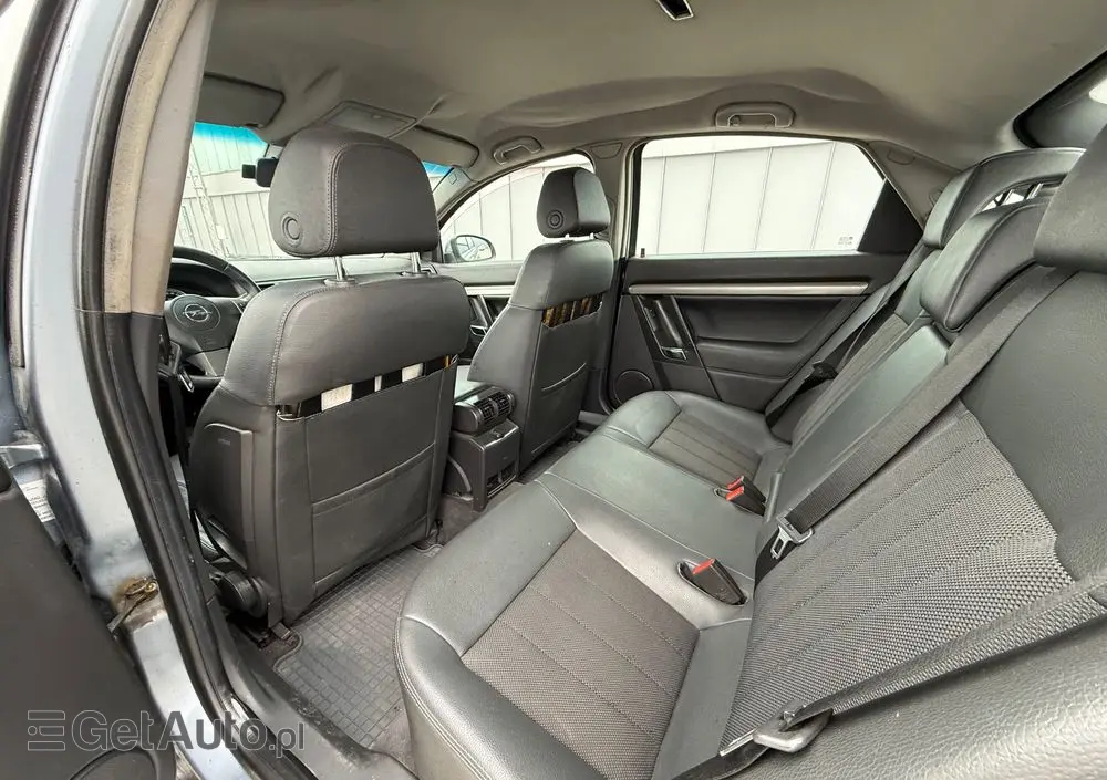 OPEL Vectra 1.9 CDTI DPF Business Plus