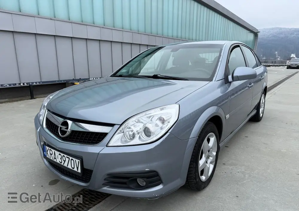 OPEL Vectra 1.9 CDTI DPF Business Plus