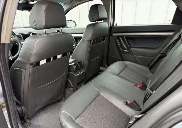 OPEL Vectra 1.9 CDTI DPF Business Plus